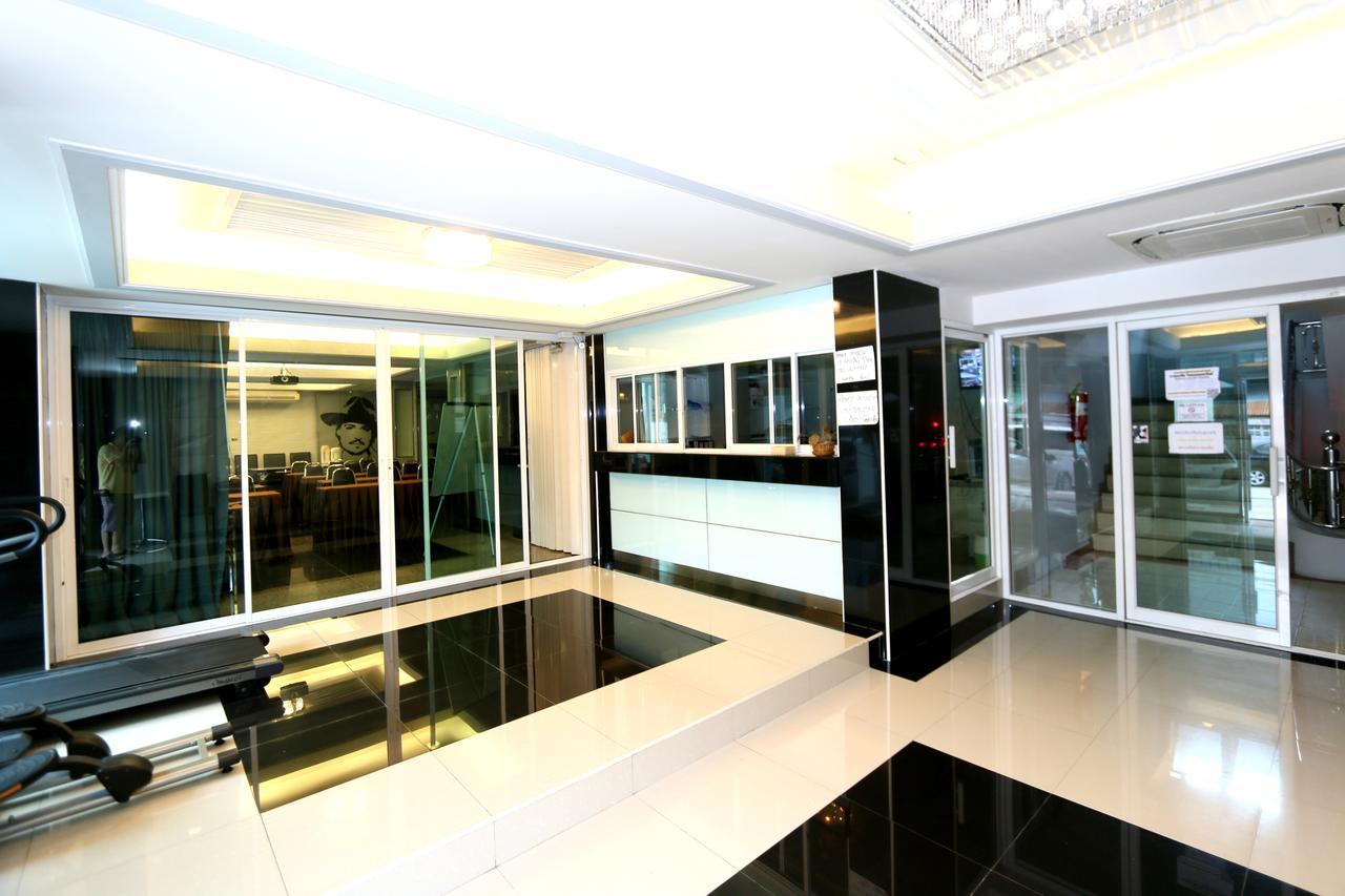 T3 Residence Bangkok Exterior foto